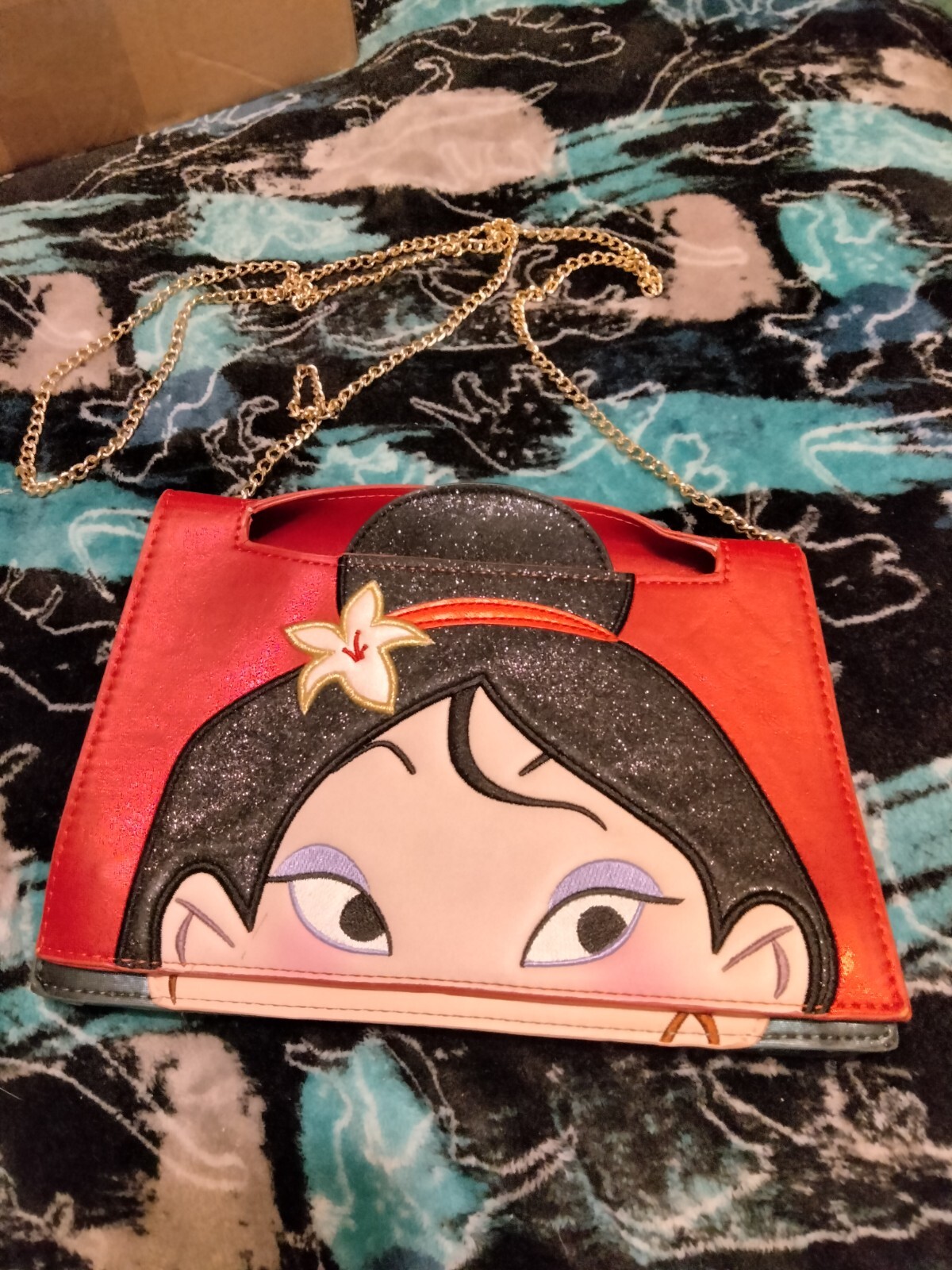 danielle nicole disney purse - image 4