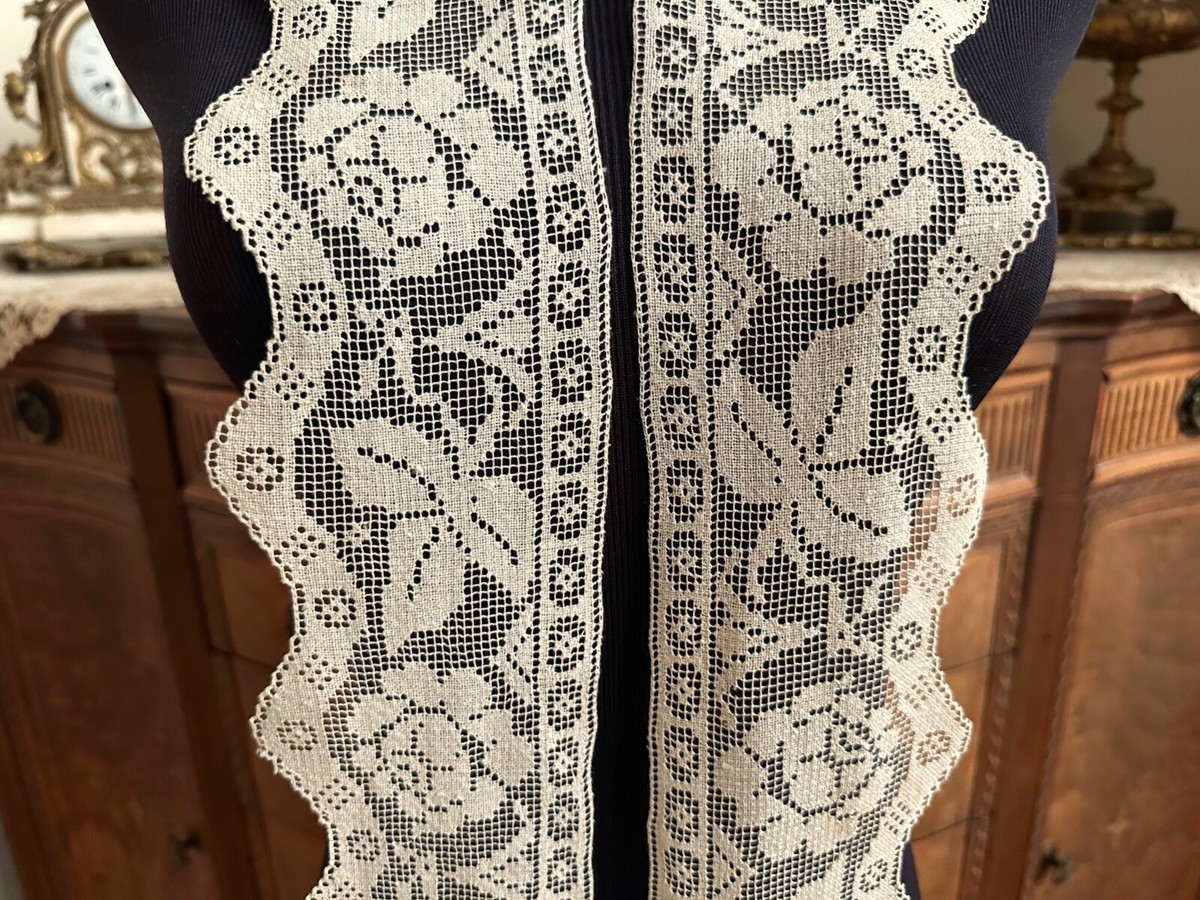 Antique Vintage Lace-WIDE ANTIQUE HANDMADE ITALIAN FILET BOBBIN