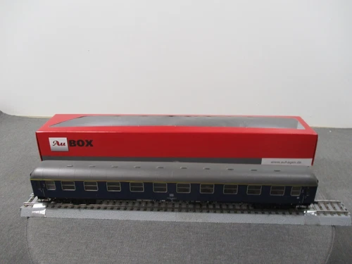 ADE Schnellzug-Personenwagen 215-5 Aüm DB [H0, DC] in Au-Box