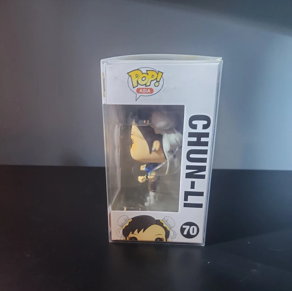 Funko Pop! Figura Vinilo Street Fighter Asia 70 Chun-Li Con Estuche Protector Foto 4 de 4