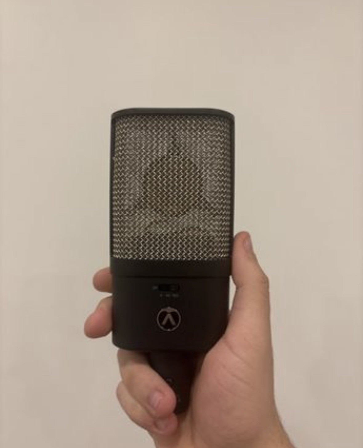 Austrian Audio OC16 Ensemble Studio Premium avec Focusrite Scarlett Solo 4G à Capsule de Précision