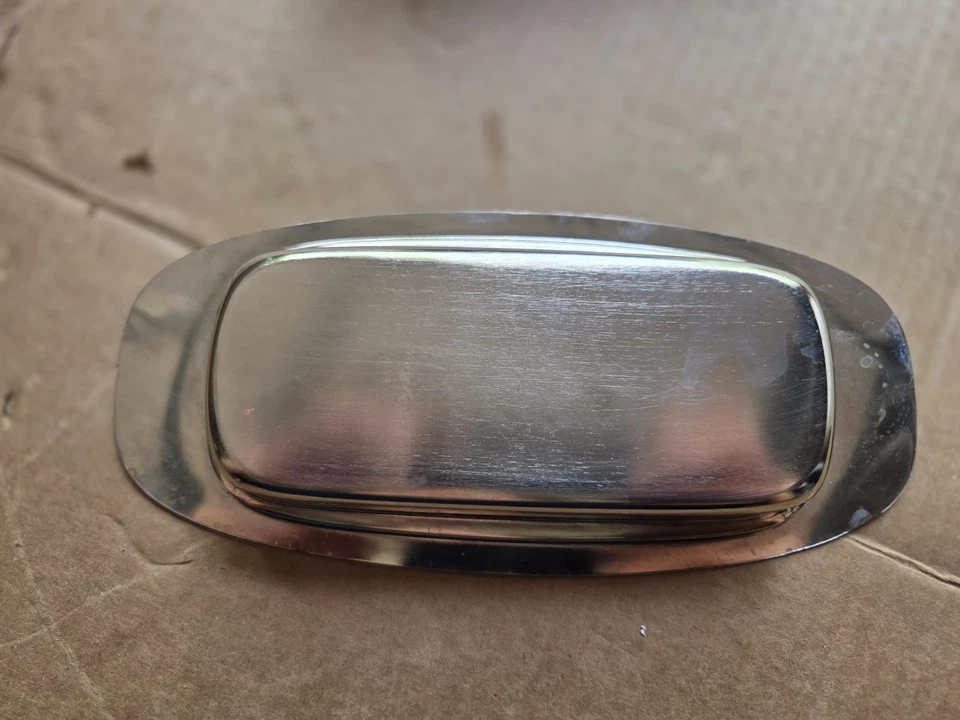 Plato de mantequilla cubierto con plato de plata años 60, cesta y taza Foto 4 de 4