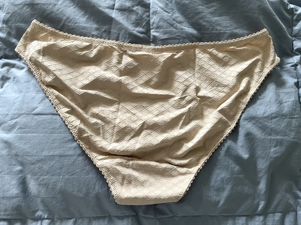 Charnos NWT beige nude satin bikini panty size M - Image 2 of 2