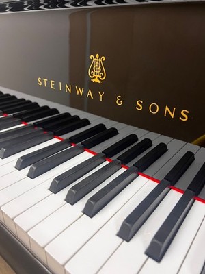 Steinway Model C Hamburg Konzertflügel restauriert bis neu weltweite Lieferung