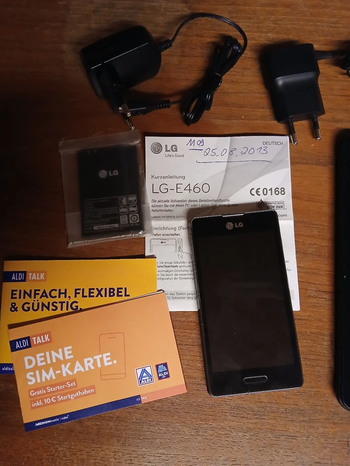 Konvolut Tablet - Handy - SIM-Karte / Tablet und Handy für Bastler - Bild 2 von 4