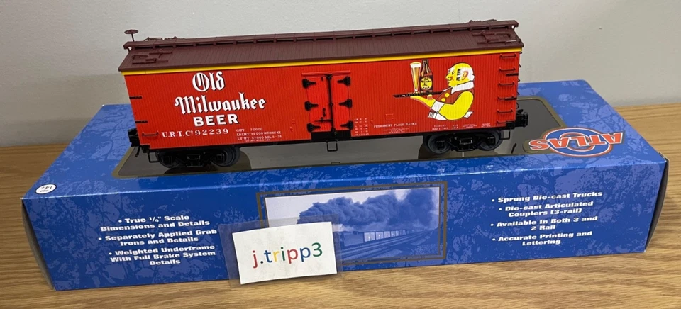 Atlas O 3001572-2 Old Milwaukee Beer 40' Wood-Sided Reefer Car Train 3-Rail nib - Image 2 of 4