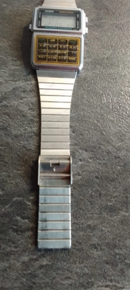 Ancienne montre vintage Casio Data Bank DBC-600 Calculatrice Module 563 - Photo 2/4