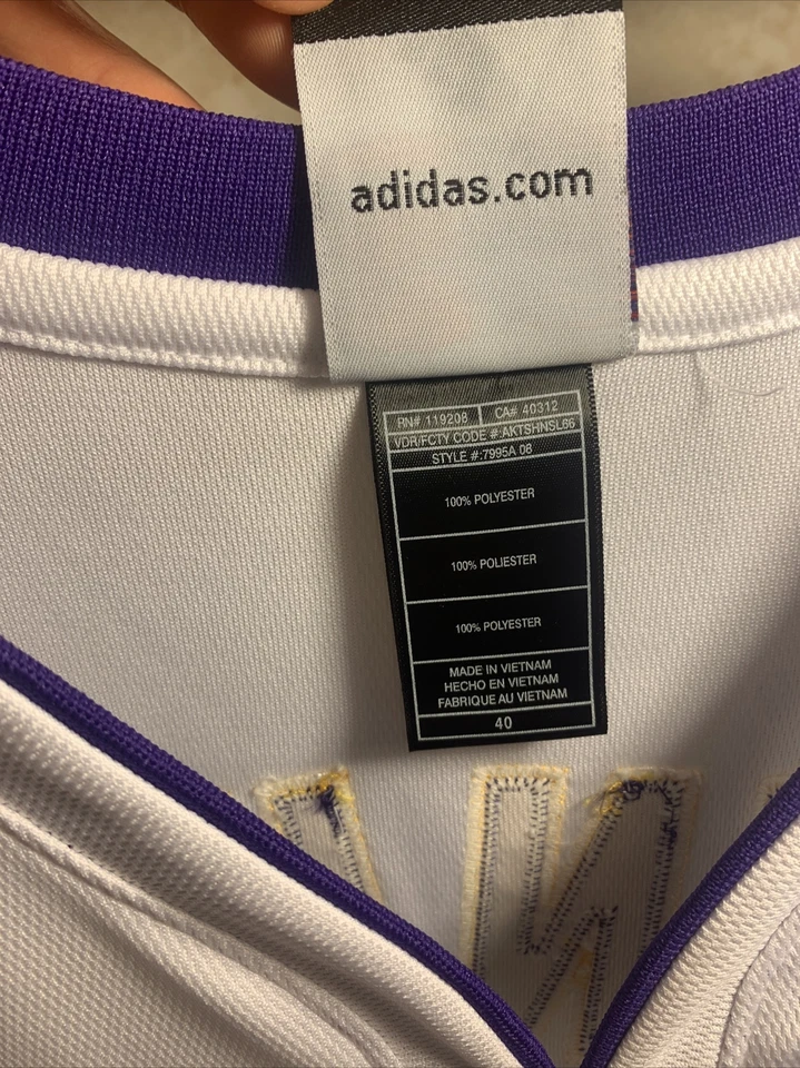 Camiseta Adidas Auténtica Andrew Bynum Lakers 40 L Mitchell Nike Dennis Schröder Foto 4 de 4