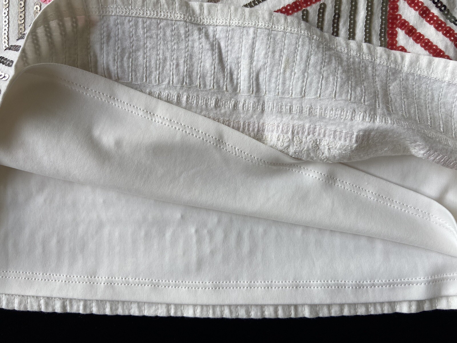 Express Sequined Mini Skirt Off White, Red, Silver Fully lined, Sz S thumbnail 3