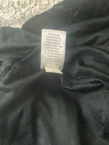 SO GIRLS BLACK VELVET SKIRT SIZE XL - Picture 9 of 9