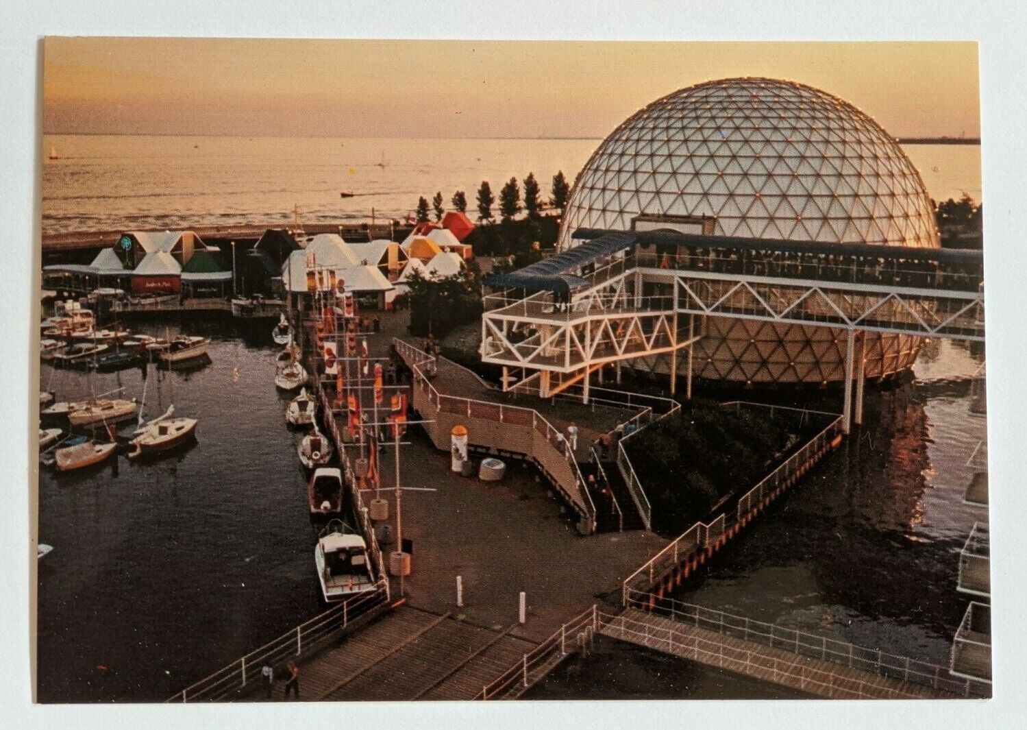 Picture 1 of 3