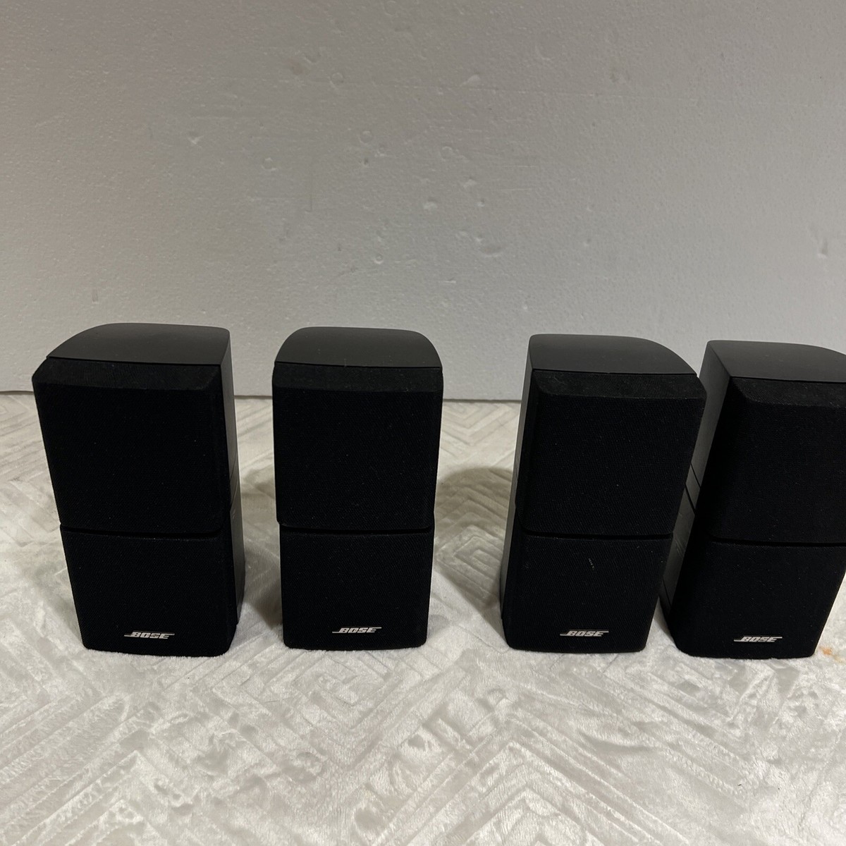 4) Bose Acoustimass 10/15 Lifestyle 28/38/48 Double Cube Speakers