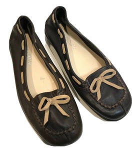 aerosoles slip on bow flats