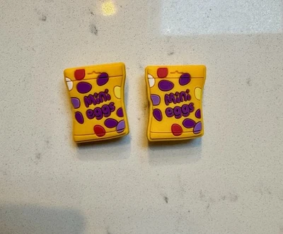 CREME EGG 2 x Mini Eggs shoe Charms