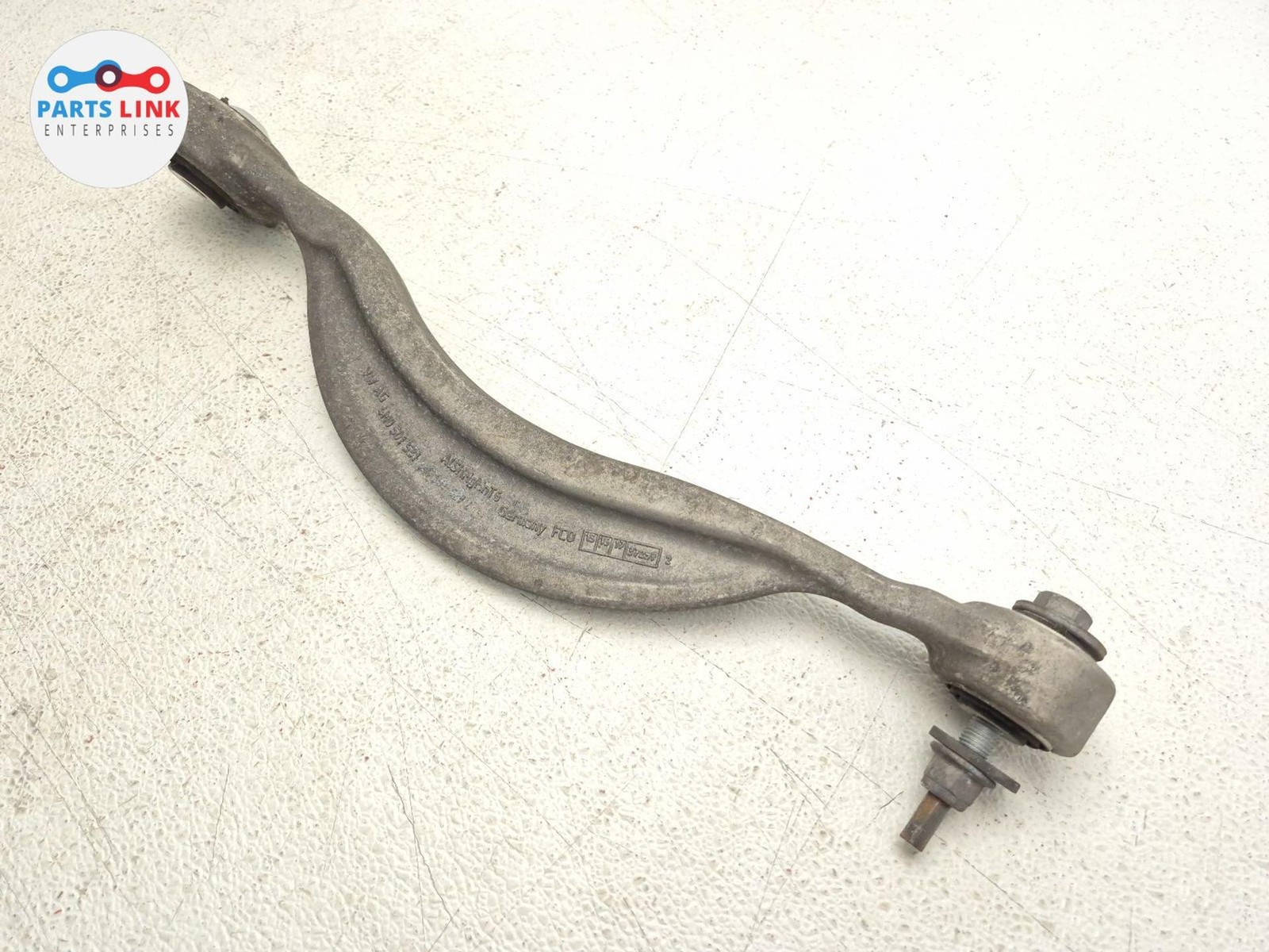 2016-20 BENTLEY BENTAYGA REAR RIGHT CONTROL ARM WISHBONE LEVER REARWARD LINK OEM