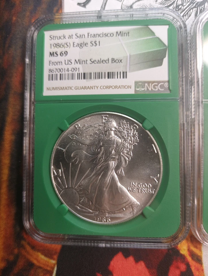 1986 S & 1987 S Silver Eagle NGC MS69 (Green Core) ER110-113 - Image 2 of 4