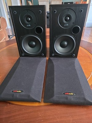 Polk Audio R15 Black Bookshelf Speakers 100 W / Working in Good Condition