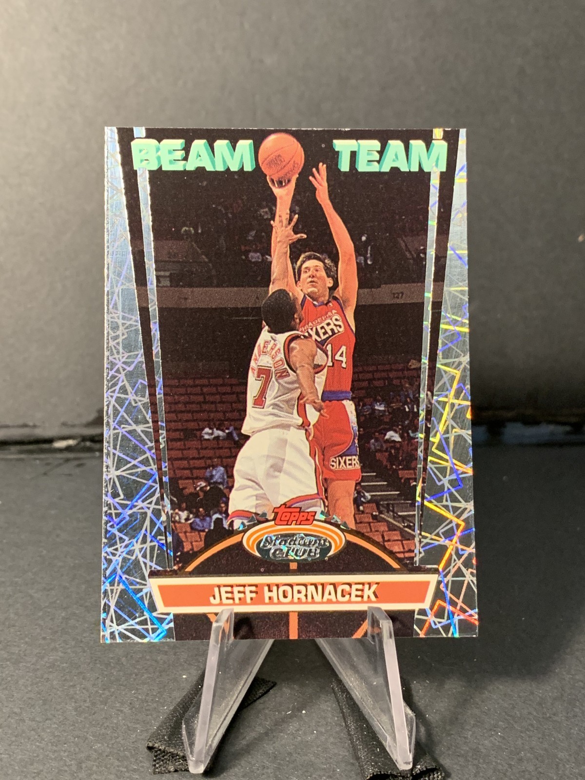 Jeff Hornacek #9 (Basketball Cards 1992 Stadium Club Beam Team) — is it worth grading?