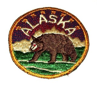 MEGA RARE ORIGINAL EMBROIDERED TWILL WW2 ALASKA PATCH VARIATION WITH BROWN BEAR!