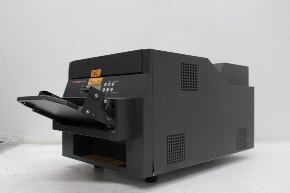 Impresora fotográfica a color Kodak 8810 | SOLO impresora | Enciende Foto 2 de 4