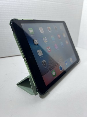 iPad Mini Model MD528LL/A ( A1432 ) 16 GB Works No Locks