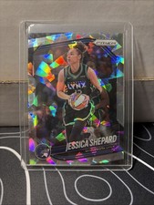 2025 Panini WNBA Prizm #117 Jessica Shepard Cracked Ice
