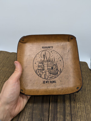 Harry Potter Hogwarts is my Home - Handgefertigter italienischer Leder Taschenleerer