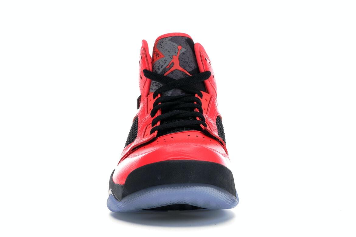 Size 10 - Paris Saint-Germain x Air Jordan Jordan Mars 270