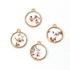 C 8PCS Gold Tone Real Dried Pressed Flower Resin Round Charm Pendant GBY1756