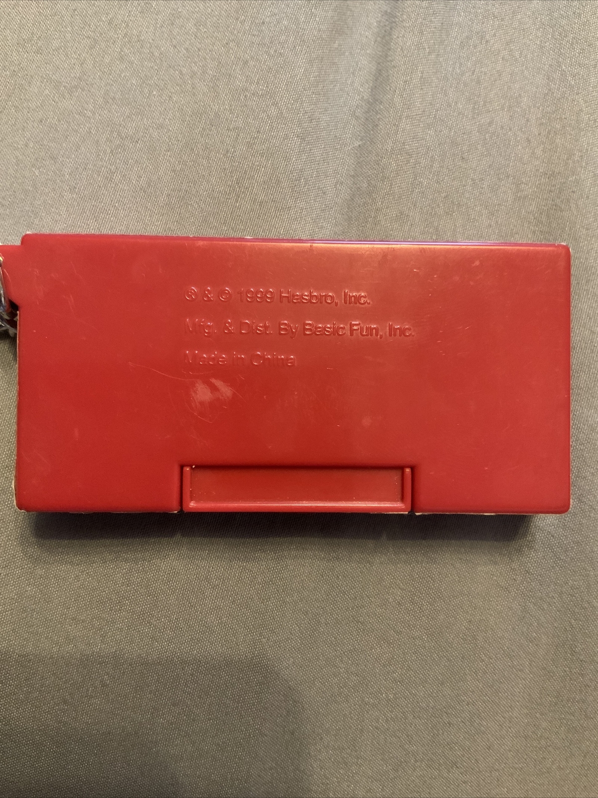 Milton Bradley Travel Size Mini Scrabble Crossword Keychain Boardgame w