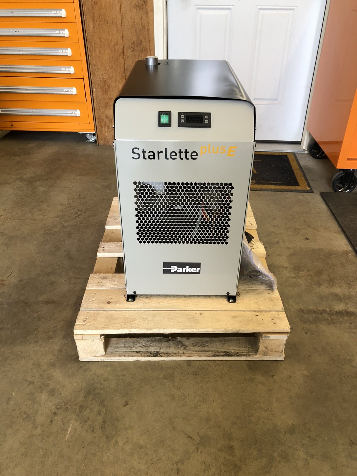 Parker Starlette plus E Air Dryer Mod SPEO 35 New But Has Some Cosmetic Issues