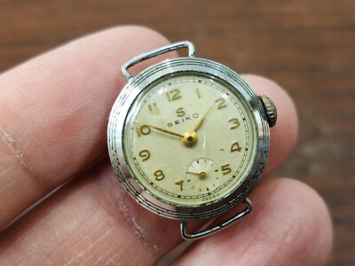 1950s RARE SEIKO 8013 Small ladys size WINDING MOVEMENT Sub Seconds Working fine