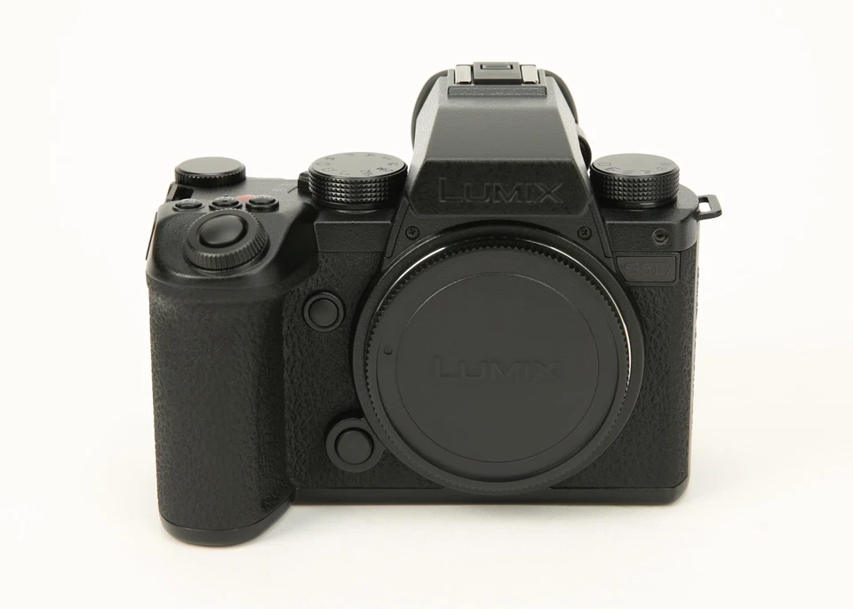 Panasonic Lumix S5 IIX Mirrorless Digital Camera (Body Only) 24.2MP 1090 Shutter - Image 2 of 4