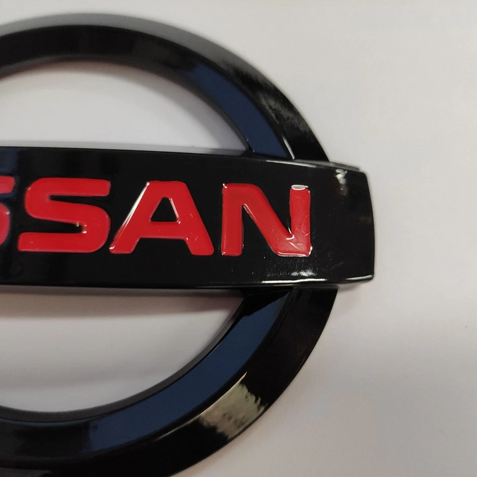 Front or Rear Grille Emblems 62890CD000 For NISSAN VERSA REAR 12-17 370Z 03-2016 - Imagem 2 de 4