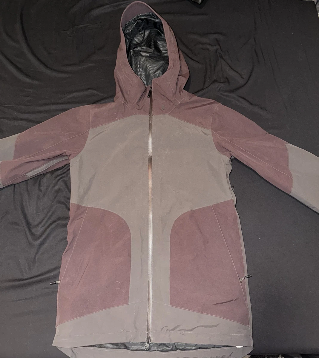 VOLCOM ボルコム GORE-TEX Jacket (GPT/RECCO) The Coat Check 2019—The Volcom GPT Guide GORE-TEX Jacket - YouTube