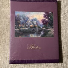 Thomas Kinkade s Lamont s Photo Album