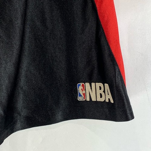 NBA Boys Black/Red Elastic Waist Regular-fit Pull-On Basketball Shorts SZ 18(XL) - Picture 7 of 11