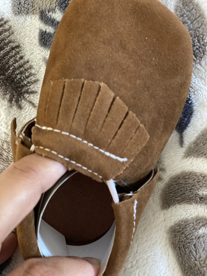 Mocasín de gamuza marrón sin marca para cuna de bebé zapatos para niños pequeños talla L para niños o niñas Foto 2 de 4