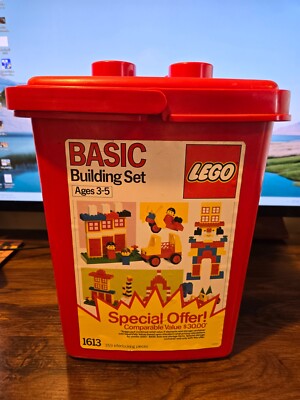 Vintage 1987 LEGO Basic Building Set 1613 Bucket Filled With Legos & Figures