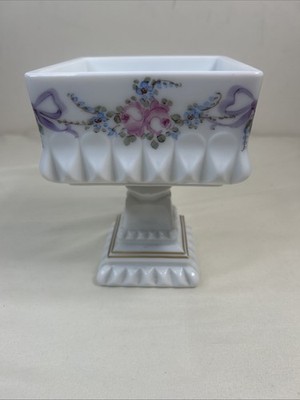 Westmoreland Milk Glass Hand painted Roses & Bows Wedding Cake Candy Dish No Lid