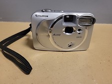 Fujifilm FinePix A200 A Series 2.0MP Digital Camera y2k 2000s Silver WORKS