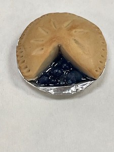 fruit pie blueberry 1/2"? in pan for dollhouse Miniature vintage New food