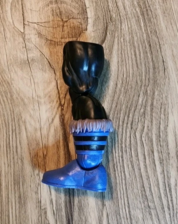 Marvel Legends Series Executioner BAF Left Leg (from Phantom Rider)