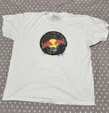 Red Bull Records T-Shirt Men’s XL White Big Chest Hit Logo Short Sleeve EUC🔥