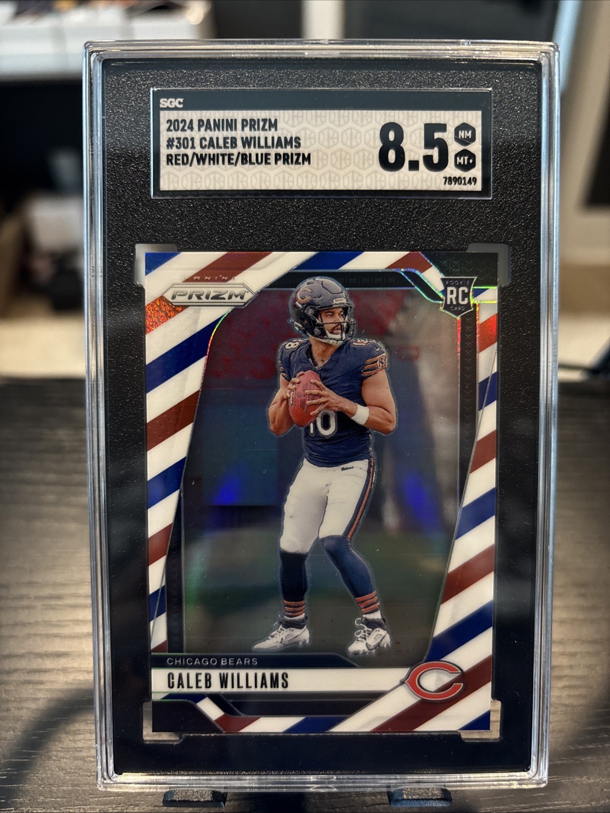 Caleb Williams 2024 Prizm Red/White/Blue #301 SGC 8.5