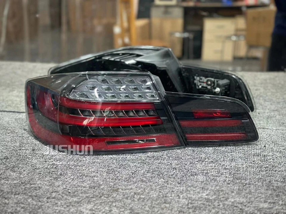 Luz de freno LED ahumada L&R para BMW Serie 3 330 335 M3 E92 2006-2010 Foto 2 de 4