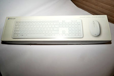 Microsoft Bluetooth Desktop Wireless Keyboard Mouse 1898/1929 Good Condition
