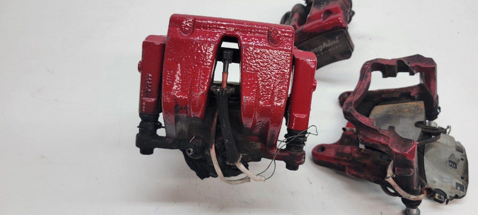 LAMBORGHINI URUS REAR BRAKE CALIPERS LEFT RIGHT OEM 4ML615404 4ML615404 BURNED 