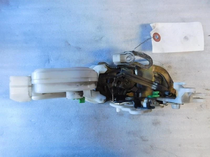 Actuador de bloqueo de pestillo de puerta eléctrico MITSUBISHI GALANT R/R 1999-2003 30533 HO-47 Foto 2 de 4