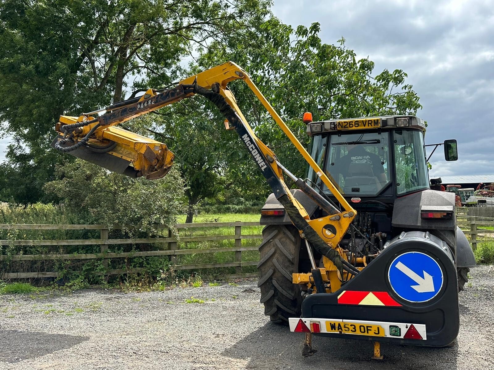 McConnel PA48E Hedge Cutter. Electric Controls. In Good Working Order